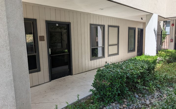 Pictures of Office property located at 2111 W MARCH LN, STOCKTON, CA 95207-6435 for lease - image #1