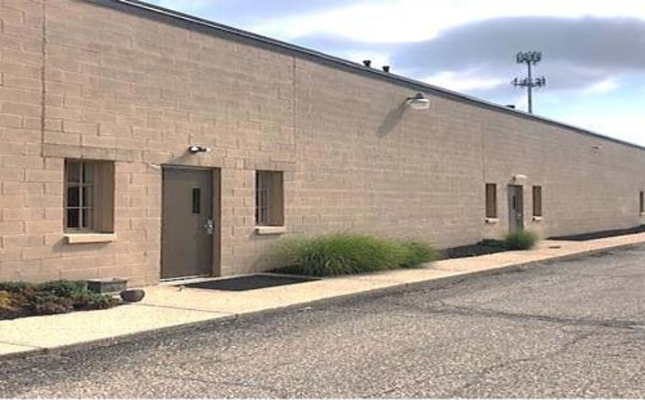Pictures of Industrial property located at 11098 Southland Road, Forest Park, OH 45240 for lease - image #1