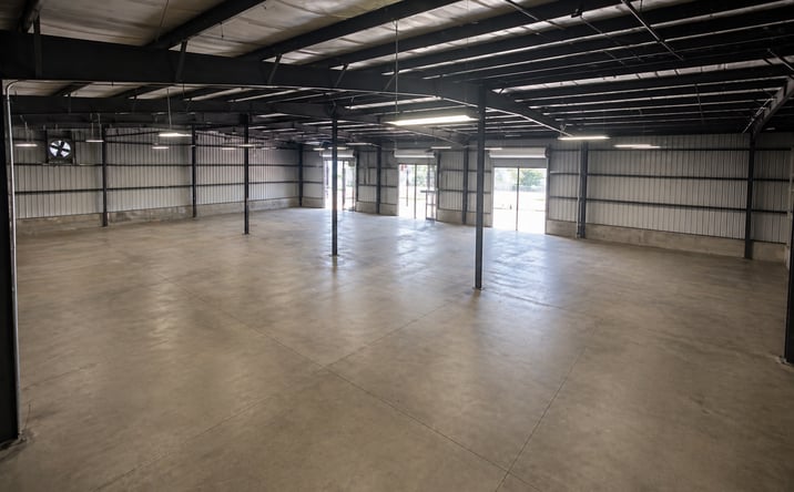 Pictures of Industrial property located at 7211 ANDERSON RD, TAMPA, FL 33634-3001 for lease - image #1