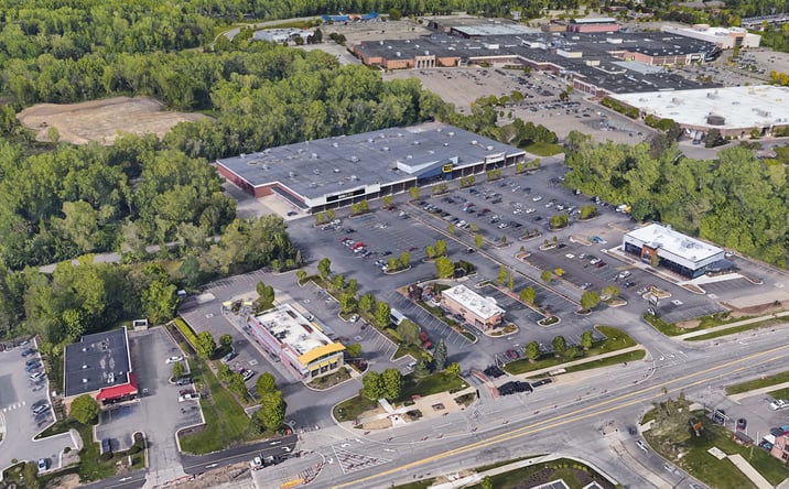 Pictures of Retail property located at 2020 Grand River Ave, Okemos, MI 48864 for lease - image #1