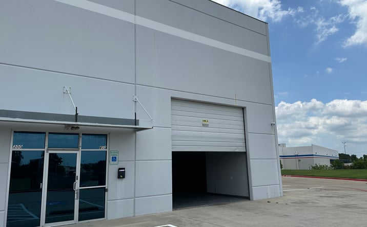 Pictures of Industrial, Special Purpose, Retail property located at 4050 Premier Drive, Plano, TX 75023 for lease - image #1