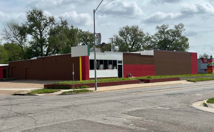 Pictures of Land property located at 124 NW Gordon ST, Topeka, KS 66608 for lease - image #1