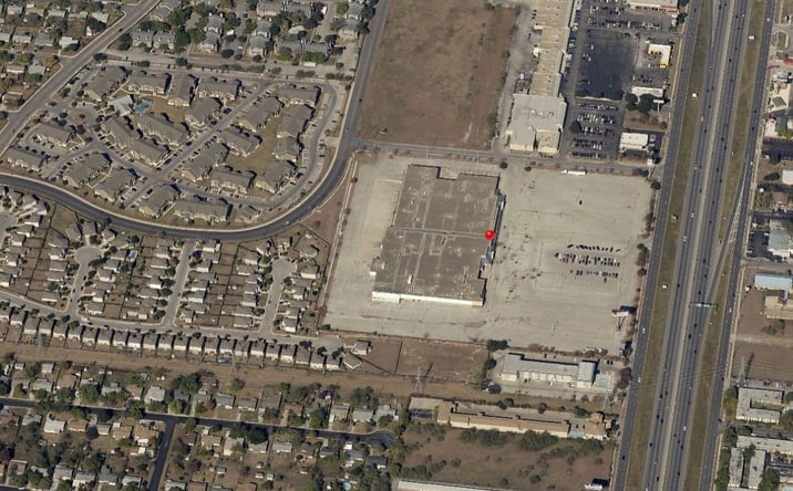 Pictures of Retail property located at 2015 SW Loop 410, San Antonio, TX 78227 for lease - image #1