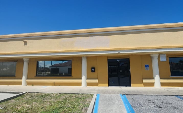 Pictures of Retail, Office property located at 4350 N Atlantic Avenue 4, Cocoa Beach, FL 32931 for lease - image #1