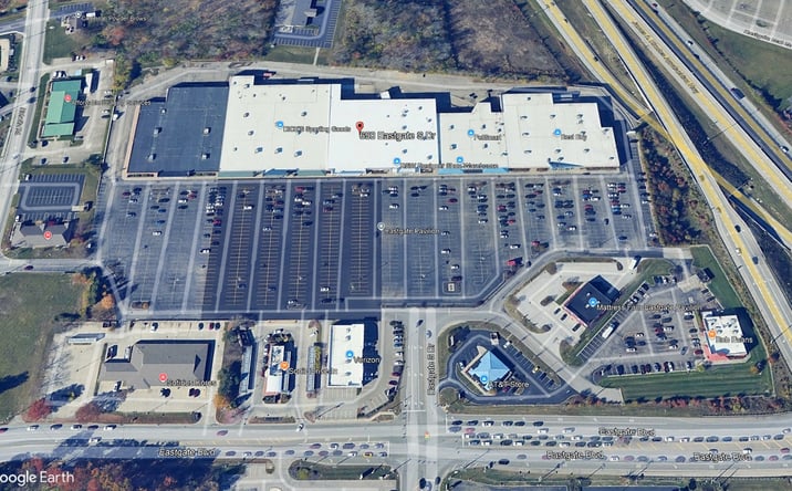 Pictures of Retail property located at 650 Eastgate South Drive, Cincinnati, OH 45245 for lease - image #1