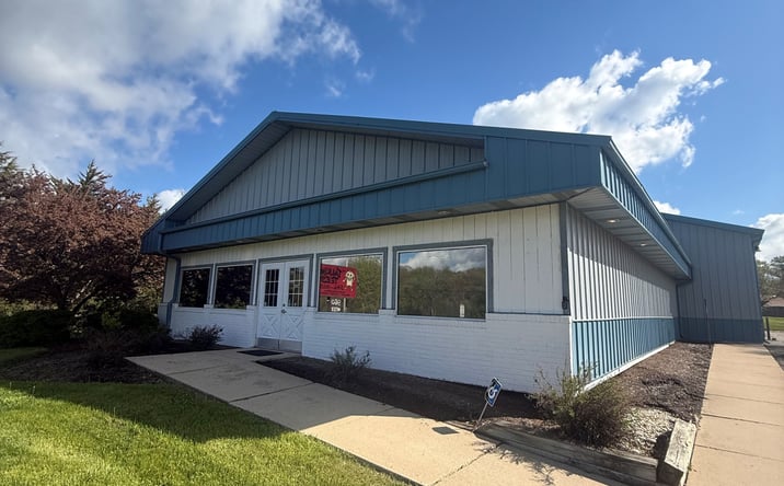 Pictures of Retail, Industrial property located at 960 W. Rollins Road, Round Lake Heights, IL 60073-1229 for lease - image #1