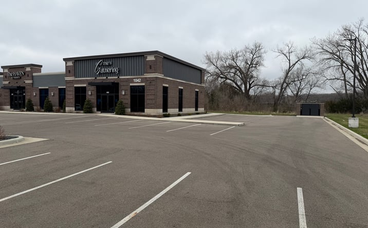 Pictures of Retail property located at 1042 Old Minnesota Avenue, St Peter, MN 56082 for lease - image #1