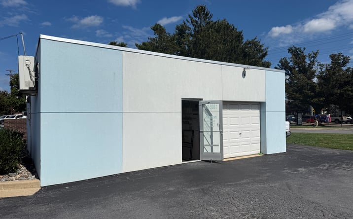Pictures of Retail, Office, Special Purpose property located at 18050-R Georgia Avenue, Olney, MD 20832 for lease - image #1