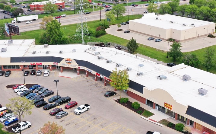 Pictures of Retail property located at 6905-6943 E. State St, Rockford, IL 61108 for lease - image #1