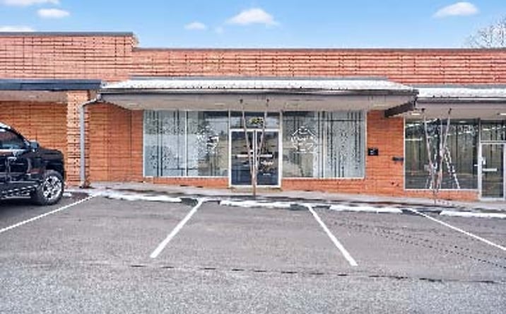 Pictures of Retail, Industrial property located at 1208 Union St, Spartanburg, SC 29302 for lease - image #1