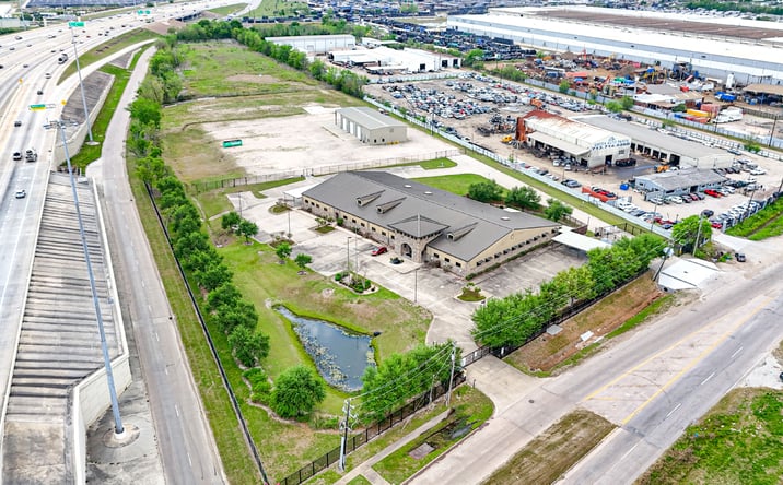 Pictures of Industrial property located at 2990 Holmes Rd, Houston, TX 77051 for lease - image #1