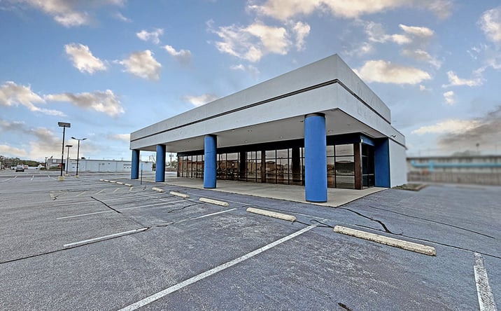 Pictures of Retail property located at 187 Auto Court, O'Fallon, IL 62269 for lease - image #1