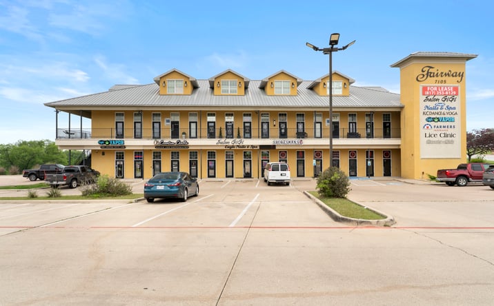 Pictures of Retail, Office property located at 7105 GOLF CLUB DR, FORT WORTH, TX 76179-3168 for lease - image #1