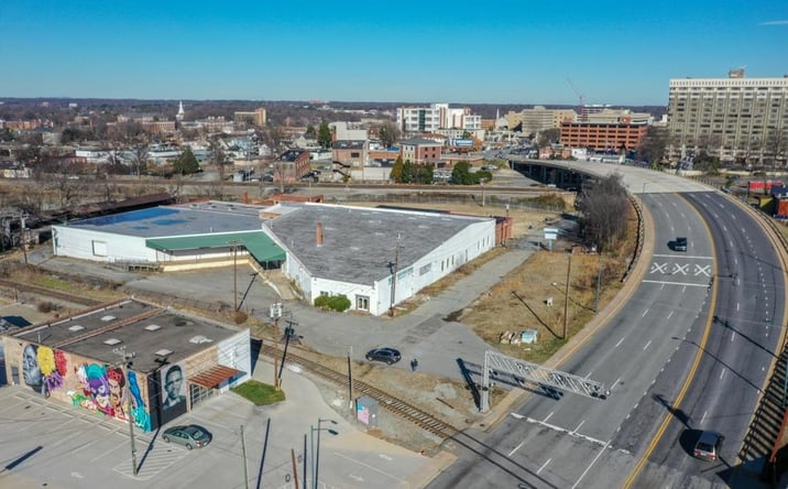 Pictures of Retail, Land property located at 300 W Gate City Blvd, Greensboro, NC 27406 for lease - image #1