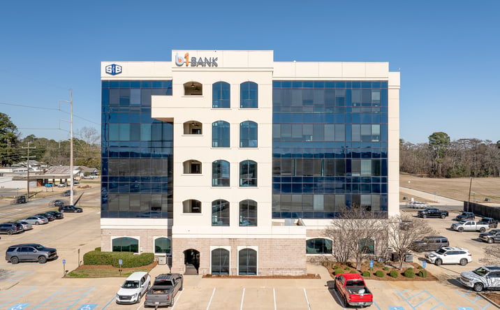 Pictures of Office property located at 2500 N SEVENTH ST, WEST MONROE, LA 71291-5151 for lease - image #1