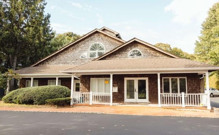 Pictures of Special Purpose, Office, Retail, Restaurant property located at 7785 Main Road, Southold, NY 11952 for lease - image #1
