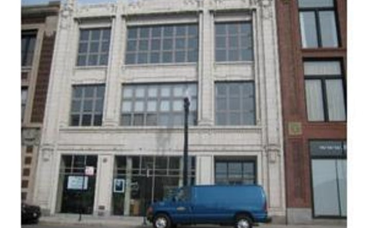 Pictures of Office property located at 2251 S Michigan Avenue 325, Chicago, IL 60616 for lease - image #1