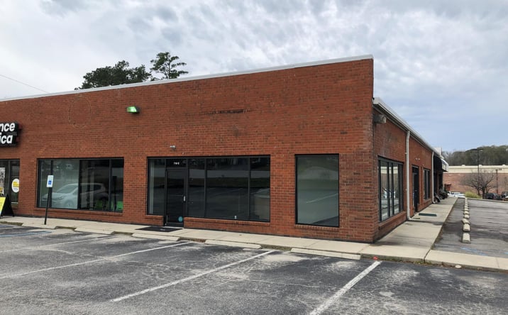 Pictures of Retail, Restaurant property located at 710 Bacons Bridge Road, Summerville, SC 29485 for lease - image #1