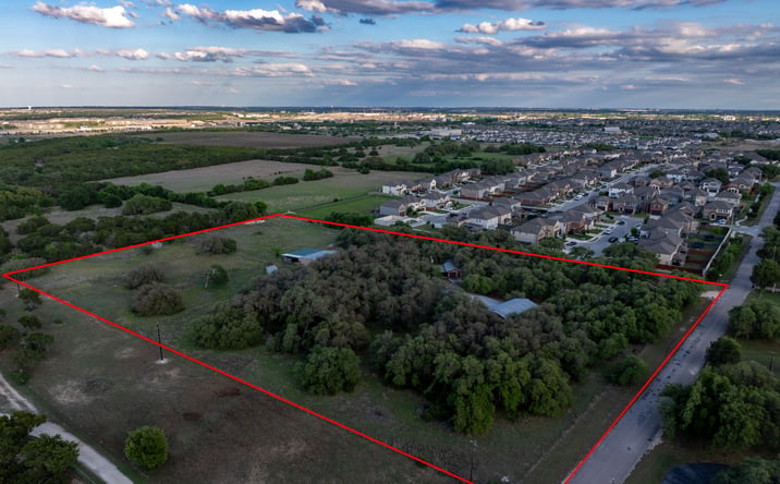 Pictures of Land property located at 1050 Oak Grove Road, Leander, TX 78641 for lease - image #1