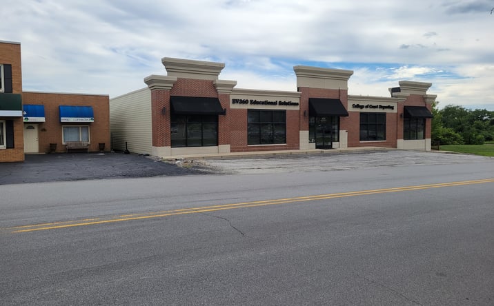 Pictures of Retail, Office property located at 455 West Lincolnway, Valparaiso, IN 46385 for lease - image #1