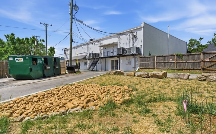 Pictures of Retail property located at 1404 McGavock Pike, Nashville, TN 37216 for lease - image #1
