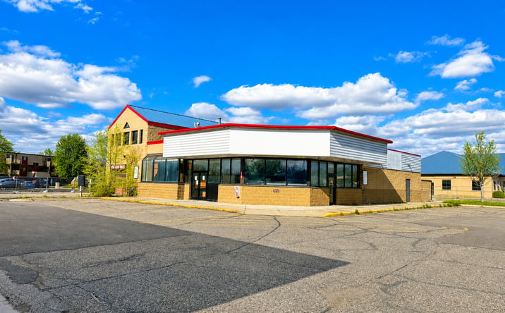 Pictures of Retail property located at 1435 W Division Street, Waite Park, MN 56387 for lease - image #1
