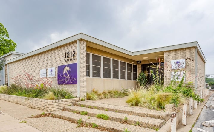 Pictures of Office property located at 1212 W El Paso Street, Fort Worth, TX 76102 for lease - image #1