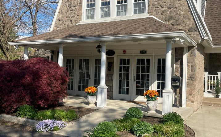 Pictures of Retail property located at 223 SUMMIT AVE, FORT WASHINGTON, PA 19034-1525 for lease - image #1