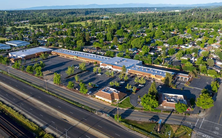 Pictures of Retail property located at 6400-6536 Westside Rd, Redding, CA 96001 for lease - image #1