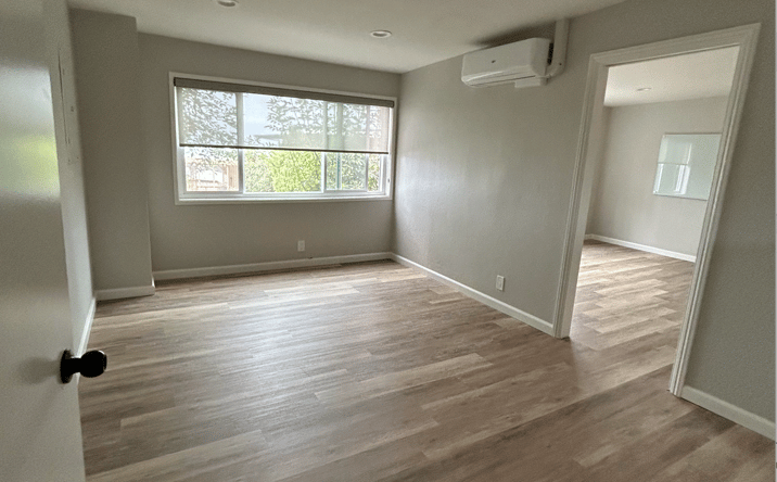Pictures of Office property located at 5560 La Jolla Boulevard, San Diego, CA 92037 for lease - image #1