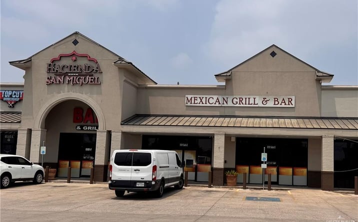 Pictures of Restaurant, Retail property located at 6101 N 23rd Street # 3, McAllen, TX 78504 for lease - image #1