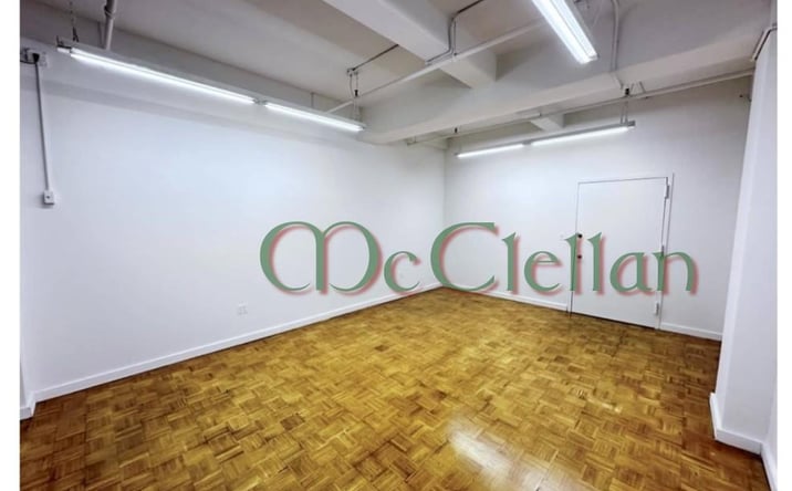 Pictures of Office property located at West 38th Street, New York City, NY 10018 for lease - image #1