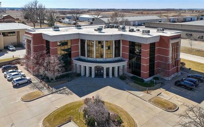 Pictures of Retail, Office property located at 2937 Sierra Ct SW, Iowa City, IA 52240 for lease - image #1