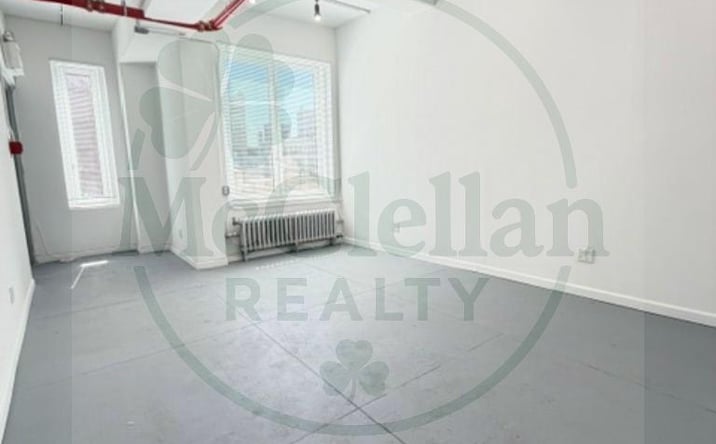 Pictures of Office property located at 363 Seventh Ave #1204, New York, NY 10001 for lease - image #1
