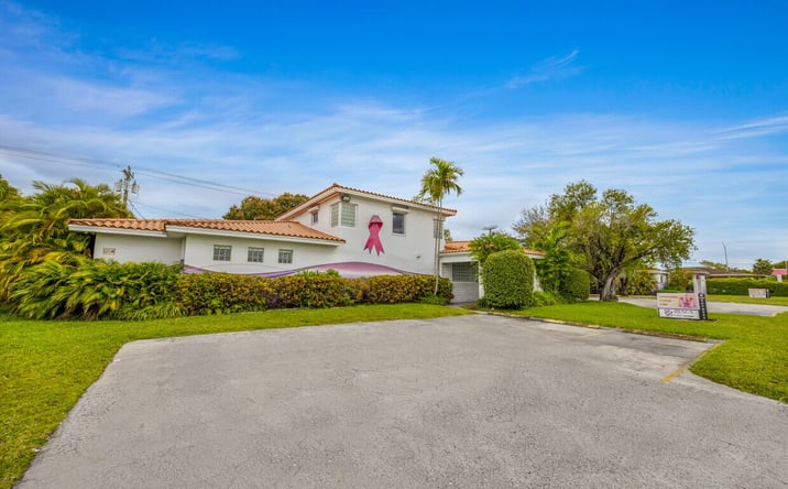 Pictures of Office property located at 49 West 49th Street, Hialeah, FL 33012 for lease - image #1