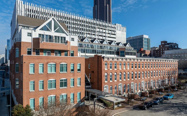 Pictures of Office property located at 1 Baltimore Place NW, Atlanta, GA 30308 for lease - image #1