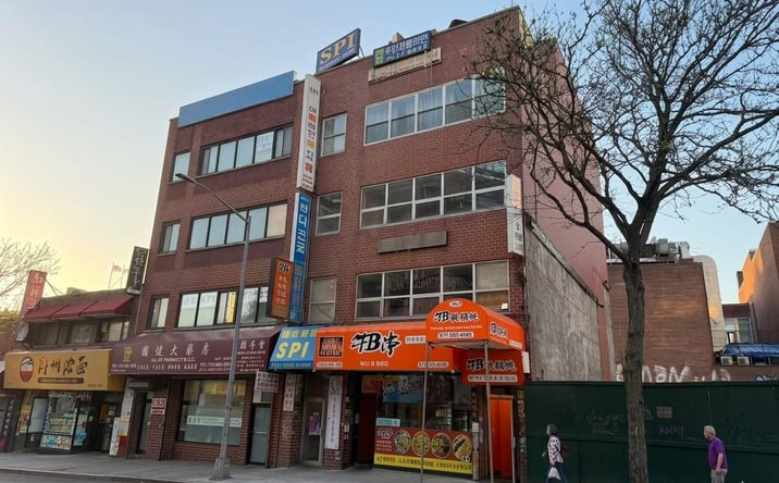 Pictures of Office, Restaurant, Retail property located at 13621 41st Avenue 3F, Flushing, NY 11355 for lease - image #1