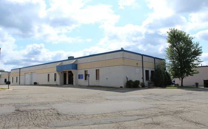 Pictures of Office, Industrial property located at 6146 Olson Mem Hwy, Golden Valley, MN 55422 for lease - image #1