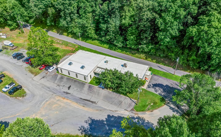 Pictures of Office, Industrial property located at 249 NEAL DR, BLOUNTVILLE, TN 37617 for lease - image #1