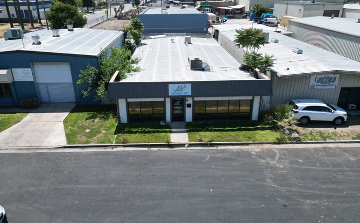 Pictures of Office, Industrial property located at 1105 W Columbus St, Bakersfield, CA 93301 for lease - image #1