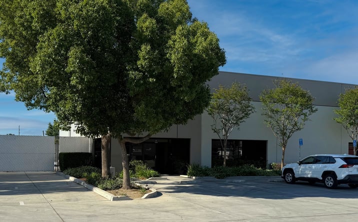 Pictures of Industrial property located at 3555 Landco Drive, Bakersfield, CA 93308-6169 for lease - image #1