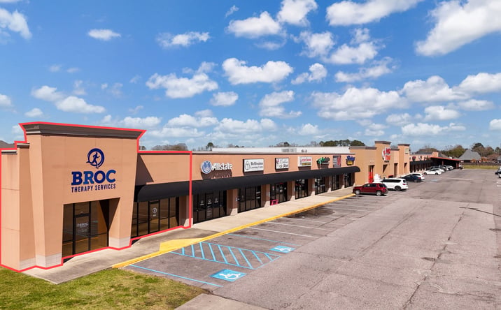 Pictures of Office property located at 400 West Saint Francis Street, Brusly, LA 70719 for lease - image #1