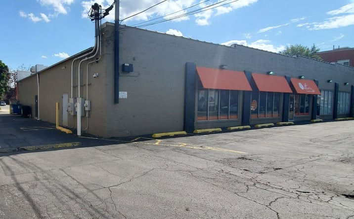 Pictures of Retail, Restaurant property located at 3235 N Central Ave, Chicago, IL 60641 for lease - image #1