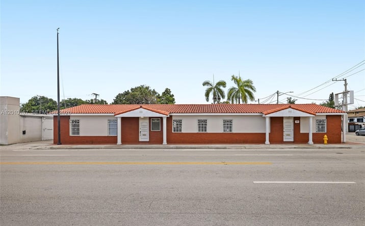 Pictures of Office, Retail property located at 1888 NW 7th St, Miami, FL 33125 for lease - image #1