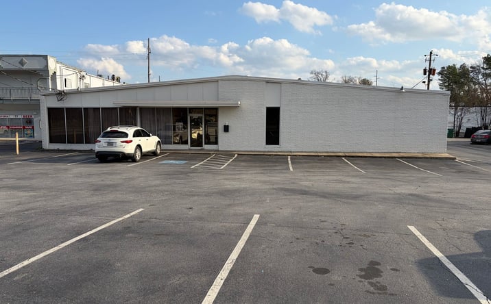 Pictures of Retail property located at 5797 New Peachtree Road, Doraville, GA 30340 for lease - image #1