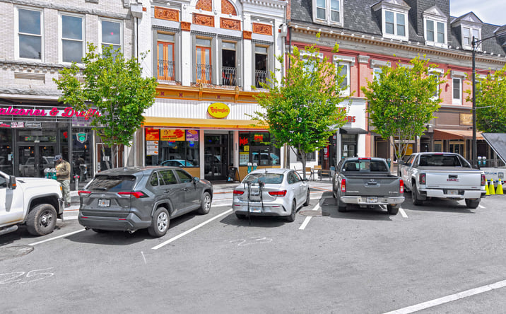 Pictures of Retail, Restaurant, Special Purpose property located at 233 E CLAYTON ST, ATHENS, GA 30601-2704 for lease - image #1
