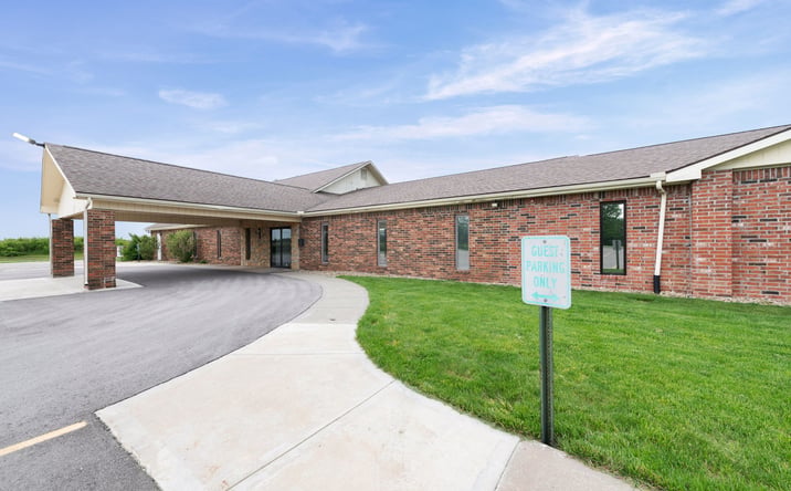 Pictures of Office, Special Purpose property located at 12320 Parallel Parkway, Kansas City, KS 66109 for lease - image #1
