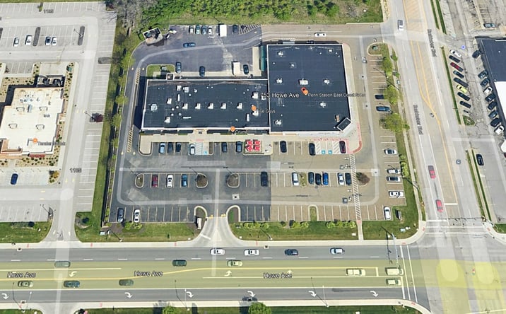 Pictures of Retail property located at 753 Howe Avenue, Cuyahoga Falls, OH 44221 for lease - image #1