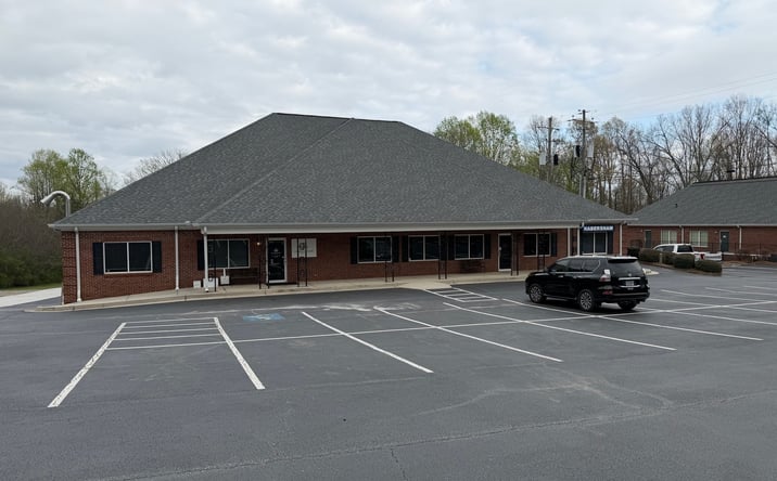 Pictures of Office property located at 638 Old Historic U.S.441, Demorest, GA 30535 for lease - image #1