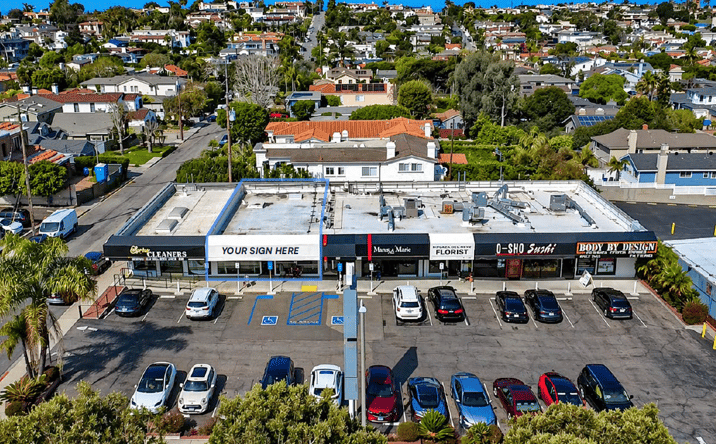 Pictures of Retail property located at 903 N Sepulveda Blvd, Manhattan Beach, CA 90266 for lease - image #1